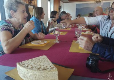 iRais Dossena cooperativa sociale Valle Brembana Bergamo i Raìs gruppo giovani servizi mirasole trattoria alpina formaggio miniere ol minadur minadùr